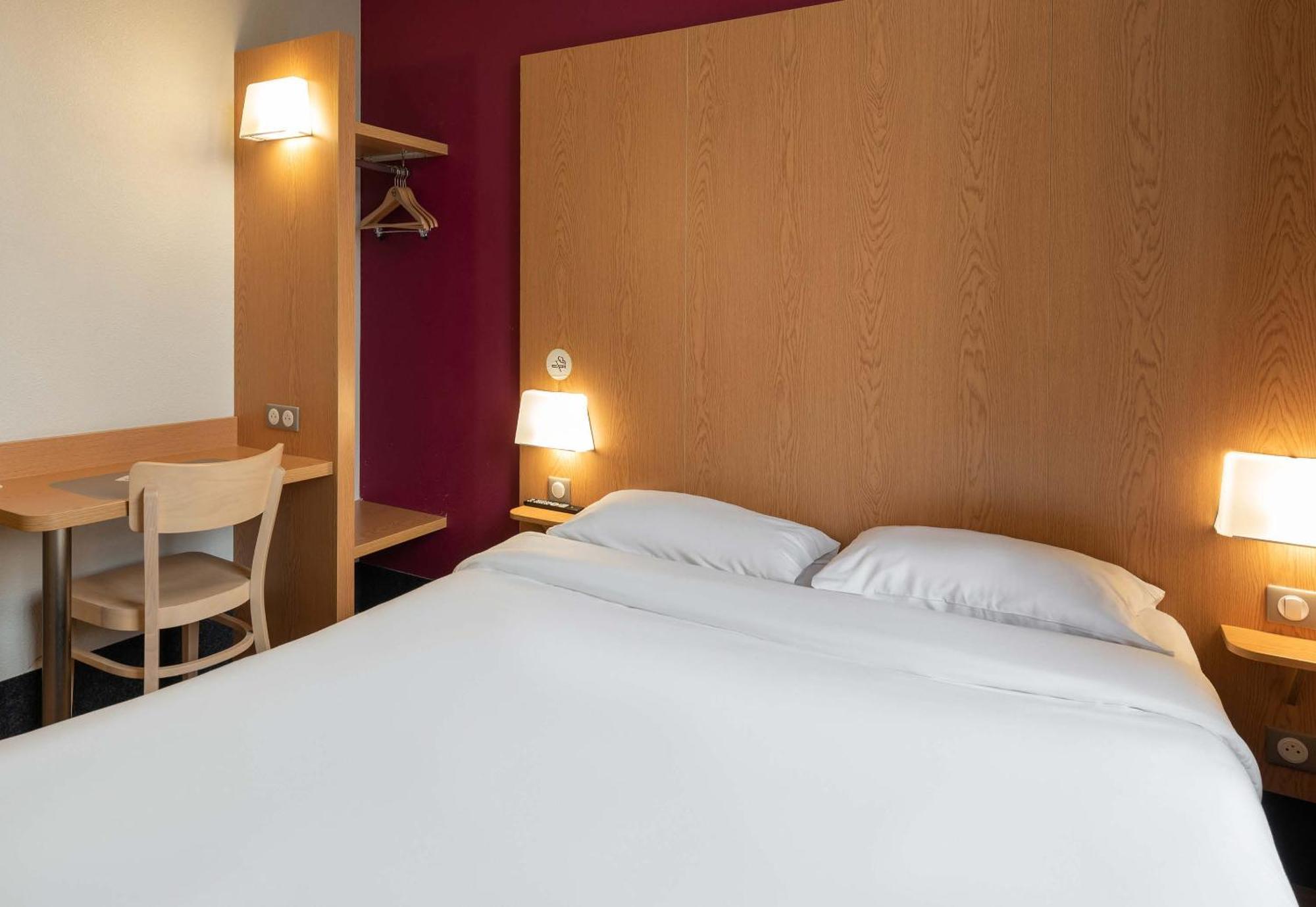 B&B Hotel Castres Centre Gambetta ภายนอก รูปภาพ